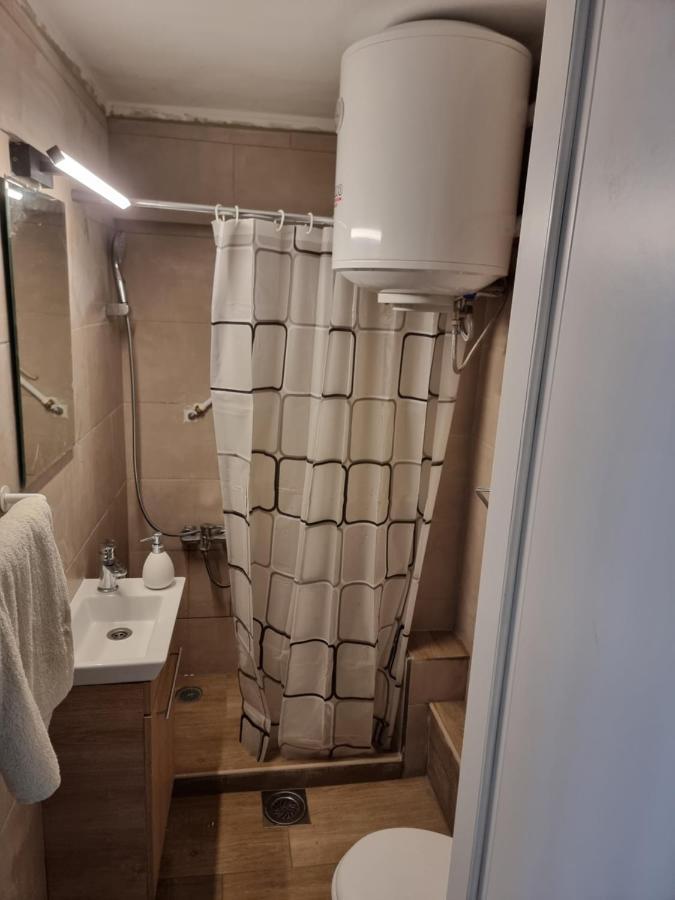 Lucas4 Flogita Apartment Dış mekan fotoğraf