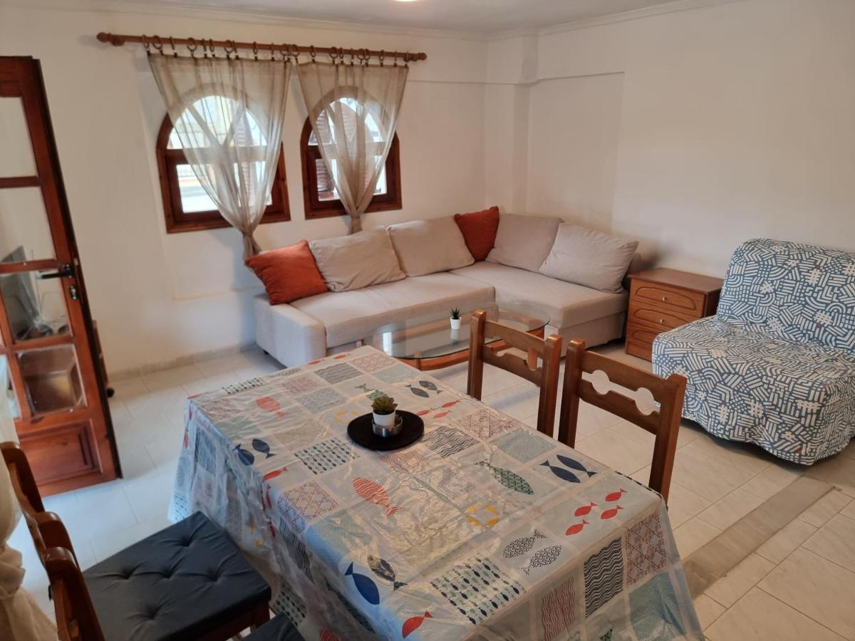 Lucas4 Flogita Apartment Dış mekan fotoğraf