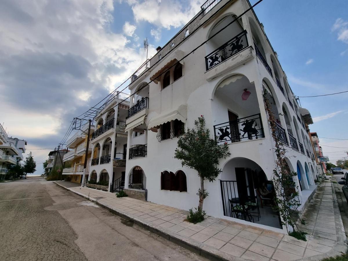 Lucas4 Flogita Apartment Dış mekan fotoğraf